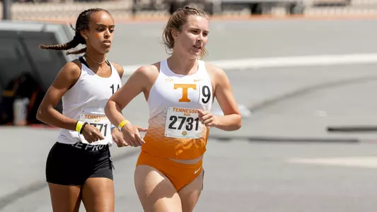 KNOXVILLE, TN - May 01, 2021 - Sarah McCabe of the Tennessee Volunteers during the Tennessee Challenge at Tom Black Track At LaPorte Stadium in Knoxville, TN. Photo By Andrew Ferguson/Tennessee Athletics