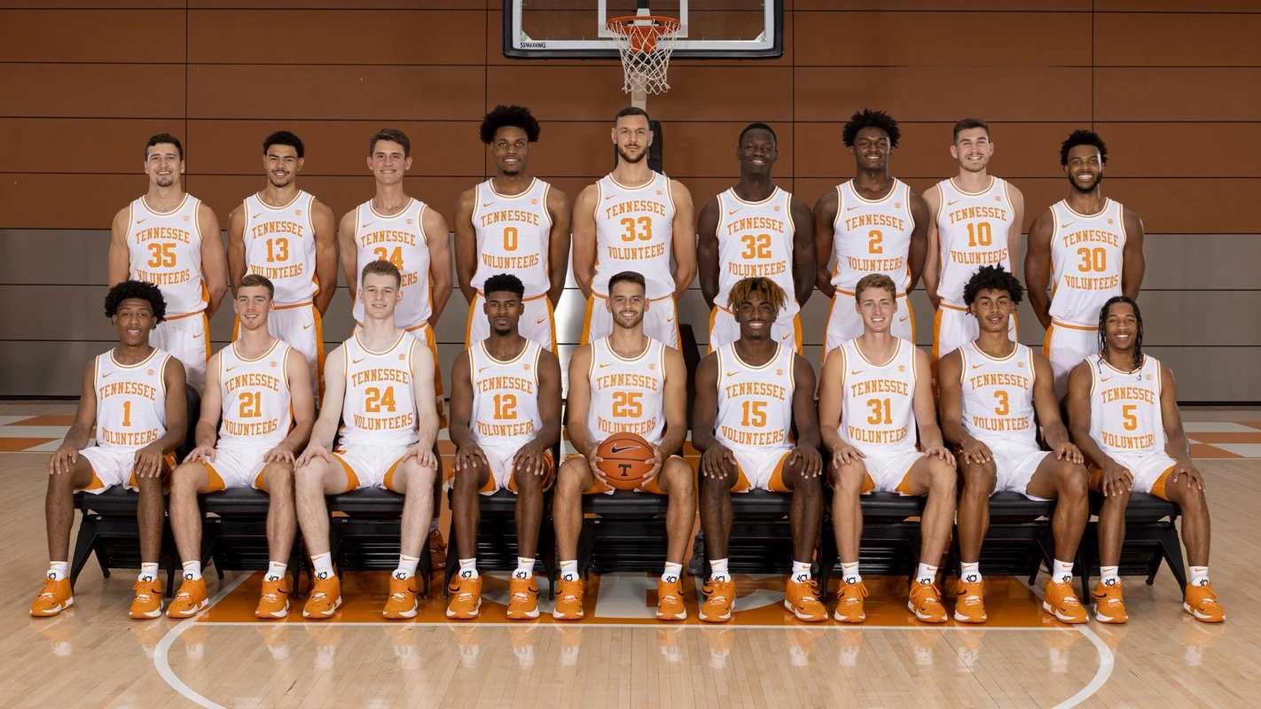 KNOXVILLE, TN - 2021.09.16 - Photo Day 2021-22 Team Photo