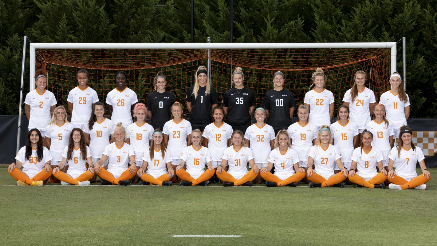 KNOXVILLE, TN - 2021.08.20 - Soccer Team Photo