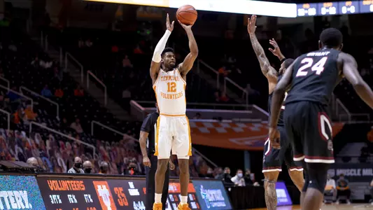 KNOXVILLE, TN - 2021.02.17 - Tennessee vs. South Carolina