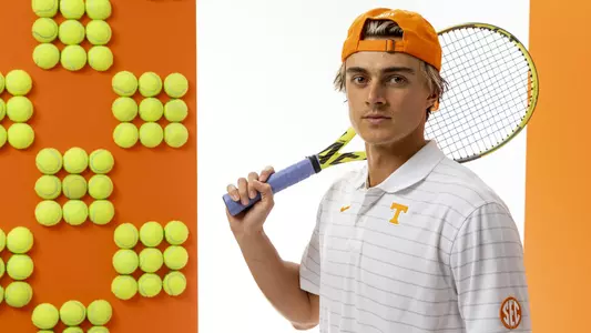 KNOXVILLE, TN - 2022.01.04 - Photo Day