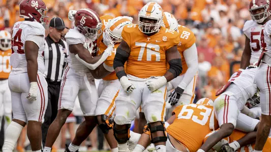 KNOXVILLE, TN - October 15, 2022 - Offensive lineman Javontez Spraggins #76 of the Tennessee Volunteers during the game between the Alabama Crimson Tide and the Tennessee Volunteers at Neyland Stadium in Knoxville, TN. Photo By Andrew Ferguson/Tennessee Athletics