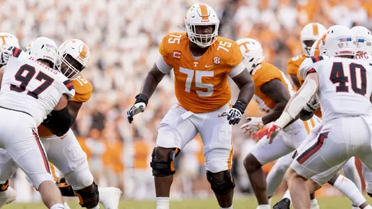 KNOXVILLE, TN - September 01, 2022 - Offensive lineman Jerome Carvin #75 of the Tennessee Volunteers during the game between the Ball State Cardinals and the Tennessee Volunteers at Neyland Stadium in Knoxville, TN. Photo By Andrew Ferguson/Tennessee Athletics