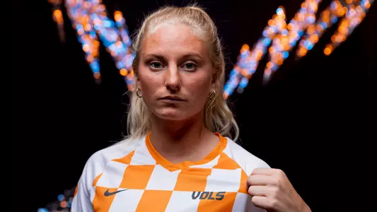KNOXVILLE, TN - August 01, 2022 - Defender Abbey Burdette #3 of the Tennessee Lady Volunteers portrait taken during 2022 Soccer Photo Day in Knoxville, TN. Photo By Andrew Ferguson/Tennessee Athletics