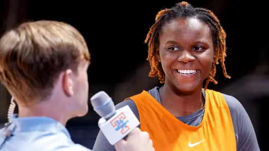 KNOXVILLE, TN - October 26, 2022 - Forward Jillian Hollingshead #53 of the Tennessee Lady Volunteers during Media day press conference in the Ray and Lucy Hand Digital Studio. Photo By Ian Cox/Tennessee Athletics