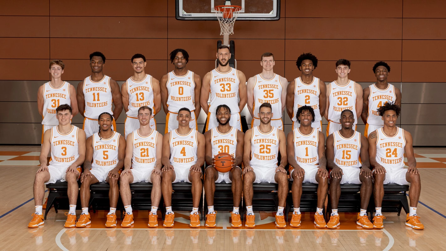 KNOXVILLE, TN - October 04, 2022 - The 2022-2023 Tennessee Volunteers Men's basketball team photo taken at Pratt Pavilion in Knoxville, TN. Photo By Andrew Ferguson/Tennessee AthleticsBack row (L-R): Guard Isaiah Sulack #31, Forward Tobe Awaka #11, Forward Olivier Nkamhoua #13, Forward Jonas Aidoo #0, Forward Uros Plavsic #33, Forward Colin Coyne #35, Forward Julian Phillips #2, Guard Kidd Brizek #32, Guard D.J. Jefferson #44Front row: Guard Evan Shiflet #3, Guard Zakai Zeigler #5, Guard Tyreke Key #4, Guard Josiah-Jordan James #30, Guard Santiago Vescovi #25, Guard B.J. Edwards #1, Guard Jahmai Mashack #15, Guard Alec Kegler #24 of the Tennessee Volunteers
