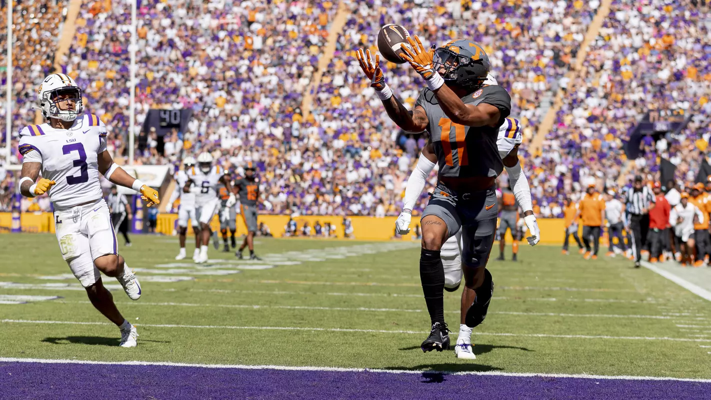 BATON ROUGE, LA - October 08, 2022 - Wide receiver Jalin Hyatt #11 of the Tennessee Volunteers during the game between the LSU Tigers and the Tennessee Volunteers at Tiger Stadium in Baton Rouge, LA. Photo By Andrew Ferguson/Tennessee Athletics