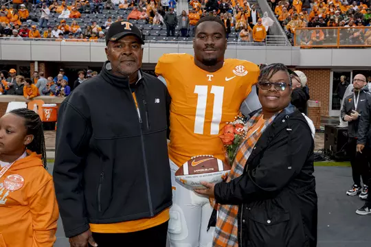 KNOXVILLE, TN - November 12, 2022 - Defensive lineman LaTrell Bumphus #11 of the Tennessee Volunteers during the game between the Missouri Tigers and the Tennessee Volunteers at Neyland Stadium in Knoxville, TN. Photo By Andrew Ferguson/Tennessee Athletics