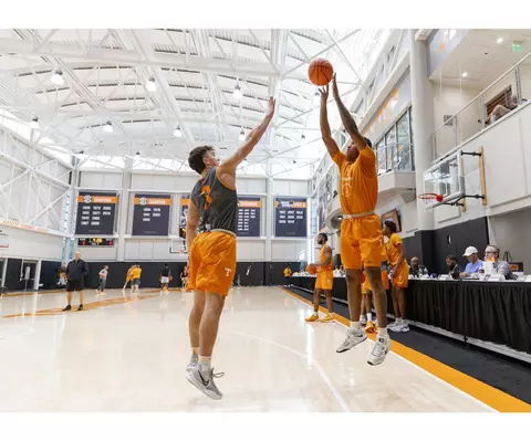 KNOXVILLE, TN - October 11, 2022 - Guard Evan Shiflet #3 and Guard B.J. Edwards #1 of the Tennessee Volunteers during Pro Day at Pratt Pavillion in Knoxville, TN. Photo By Kate Luffman/Tennessee Athletics