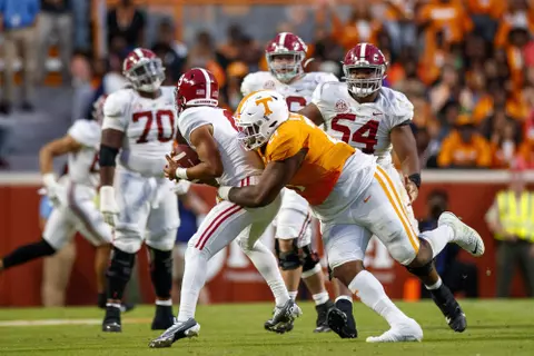 KNOXVILLE, TN - October 15, 2022 - Defensive lineman Omari Thomas #21 of the Tennessee Volunteers during the game between the Alabama Crimson Tide and the Tennessee Volunteers at Neyland Stadium in Knoxville, TN. Photo By Kate Luffman/Tennessee Athletics