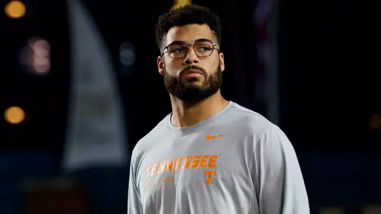 NASHVILLE, TN - November 26, 2022 - Tight end Jacob Warren #87 of the Tennessee Volunteers during the game between the Vanderbilt Commodores and the Tennessee Volunteers at Vanderbilt Stadium in Nashville, TN. Photo By Emma Corona/Tennessee Athletics