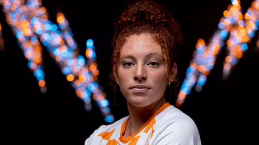 KNOXVILLE, TN - August 01, 2022 - Forward Jaida Thomas #2 of the Tennessee Lady Volunteers portrait taken during 2022 Soccer Photo Day in Knoxville, TN. Photo By Andrew Ferguson/Tennessee Athletics