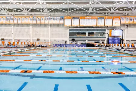 KNOXVILLE, TN - February 17, 2022 - Wide angle during the day three finals session of the 2022 SEC Swimming and Diving Championships at Allan Jones Intercollegiate Aquatic Center in Knoxville, TN. Photo By Andrew Ferguson/Tennessee Athletics