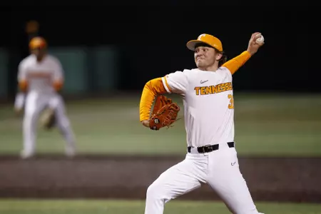 KNOXVILLE, TN - November 05, 2021 - Pitcher Drew Patterson #36 of the Tennessee Volunteers during the Fall World Series game at Lindsey Nelson Stadium in Knoxville, TN. Photo By Caleb Jones/Tennessee Athletics