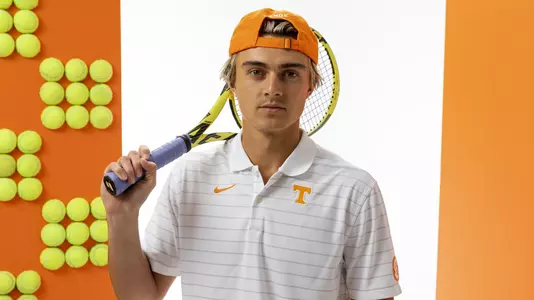 KNOXVILLE, TN - 2022.01.04 - Photo Day