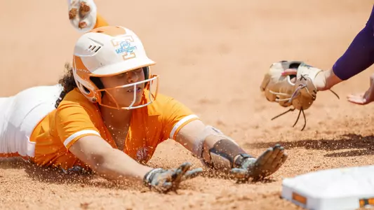 KNOXVILLE, TN - 2022.04.23 - Tennessee vs. East Carolina