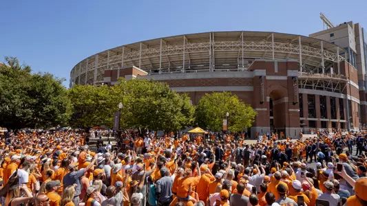 KNOXVILLE, TN - 2019.08.31 - Tennessee vs. Georgia State Sidearm