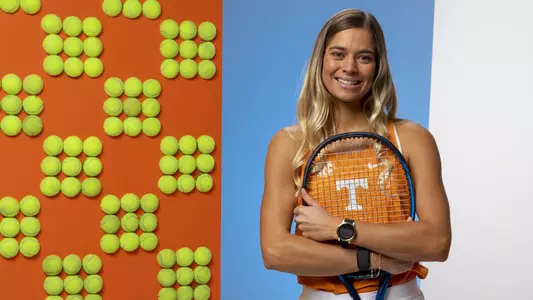 KNOXVILLE, TN - 2022.01.04 - Photo Day