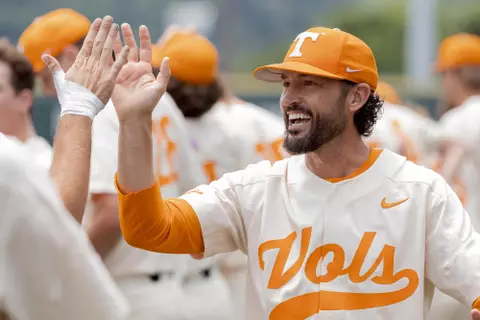 KNOXVILLE, TN - 2022.06.12 - Tennessee vs. Notre Dame