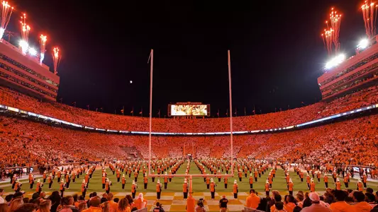 Neyland at Night