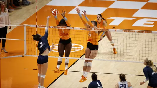 KNOXVILLE, TN - September 09, 2022 - Middle blocker Morgahn Fingall #7 and Middle blocker Klaudia Pawlik #19 of the Tennessee Lady Volunteers during the game between the New Hampshire Wildcats and the Tennessee Lady Volunteers at Thompson?Boling Arena in Knoxville, TN. Photo By Emma Corona/Tennessee Athletics