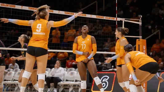 UT v Elon VB 2022