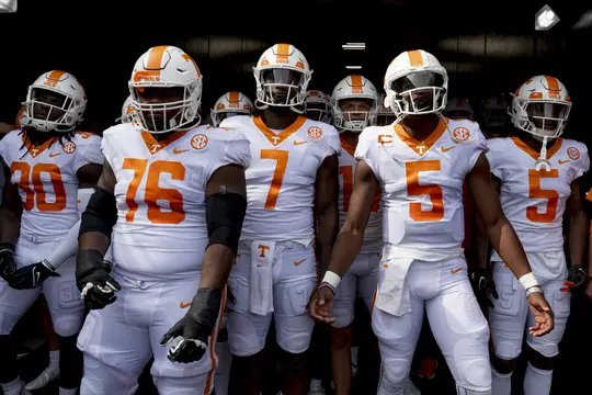 PITTSBURGH, PA - September 10, 2022 - Offensive lineman Javontez Spraggins #76, Quarterback Joe Milton III #7, Quarterback Hendon Hooker #5 of the Tennessee Volunteers before the game between the Pittsburgh Panthers and the Tennessee Volunteers at Acrisure Stadium in Pittsburgh, PA. Photo By Andrew Ferguson/Tennessee Athletics