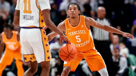 BATON ROUGE, LA - January 21, 2023 - Guard Zakai Zeigler #5 of the Tennessee Volunteers during the game between the LSU Tigers and the Tennessee Volunteers at Pete Maravich Assembly Center in Baton Rouge, LA. Photo By Ian Cox/ Tennessee Athletics