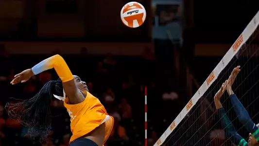KNOXVILLE, TN - SEPTEMBER 14, 2023 - Middle blocker Keondreya Granberry #77 of the Tennessee Lady Volunteers during the game between the Chicago State Cougars and the Tennessee Lady Volunteers at Thompson-Boling Arena at Food City Center in Knoxville, TN. Photo By Cayce Smith/Tennessee Athletics