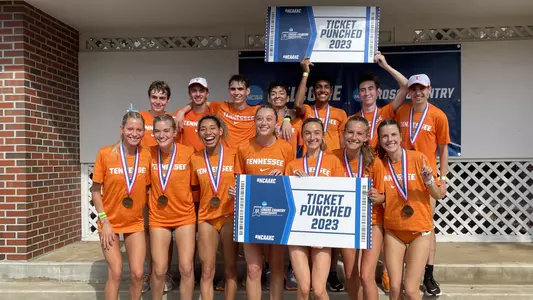2023 XC Regional Champions - Men + Women