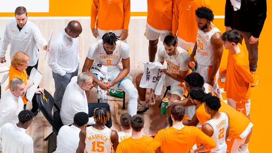 KNOXVILLE, TN - December 21, 2023 - Head Coach Rick Barnes and the Tennessee Volunteers during the game between the Tarleton State Texans and the Tennessee Volunteers at Food City Center in Knoxville, TN. Photo By Andrew Ferguson/Tennessee Athletics