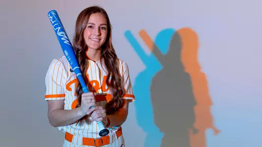 KNOXVILLE, TN - January 19, 2023 - Outfielder/Infielder Amanda Ahlin #88 of the Tennessee Lady Volunteers portrait taken during 2023 softball Photo Day in Knoxville, TN. Photo By Andrew Ferguson/Tennessee Athletics