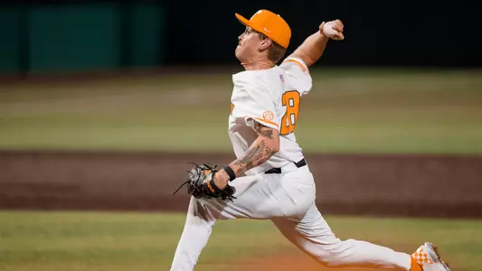 KNOXVILLE, TN - MARCH 03, 2023 - Pitcher Aaron Combs #28 of the Tennessee Volunteers during the game between the Gonzaga Bulldogs and the Tennessee Volunteers at Lindsey Nelson Stadium in Knoxville, TN. Photo By Cayce Smith/Tennessee Athletics