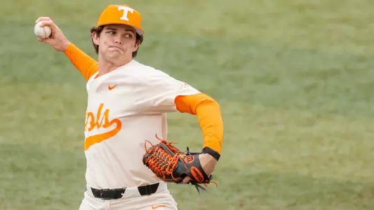KNOXVILLE, TN - February 26, 2023 - Pitcher Andrew Lindsey #29 of the Tennessee Volunteers during the game between the Dayton Flyers and the Tennessee Volunteers at Lindsey Nelson Stadium in Knoxville, TN. Photo By Ian Cox/Tennessee Athletics