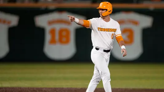 KNOXVILLE, TN - MARCH 03, 2023 - Outfielder Griffin Merritt #10 of the Tennessee Volunteers during the game between the Gonzaga Bulldogs and the Tennessee Volunteers at Lindsey Nelson Stadium in Knoxville, TN. Photo By Cayce Smith/Tennessee Athletics
