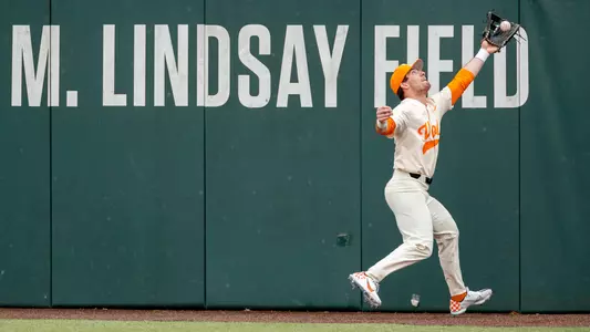 KNOXVILLE, TN - February 26, 2023 - Outfielder Griffin Merritt #10 of the Tennessee Volunteers during the game between the Dayton Flyers and the Tennessee Volunteers at Lindsey Nelson Stadium in Knoxville, TN. Photo By Ian Cox/Tennessee Athletics