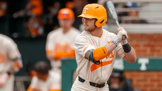 KNOXVILLE, TN - February 26, 2023 - Utility Logan Chambers #7 of the Tennessee Volunteers during the game between the Dayton Flyers and the Tennessee Volunteers at Lindsey Nelson Stadium in Knoxville, TN. Photo By Ian Cox/Tennessee Athletics