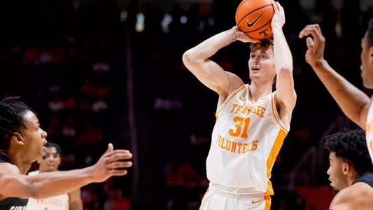 KNOXVILLE, TN - February 25, 2023 - Guard Isaiah Sulack #31 of the Tennessee Volunteers during the game between the South Carolina Gamecocks and the Tennessee Volunteers at Thompson?Boling Arena in Knoxville, TN. Photo By Andrew Ferguson/Tennessee Athletics
