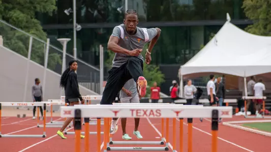 2023 Texas Relays - Shakeout