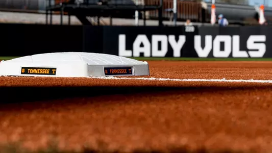 KNOXVILLE, TN - April 01, 2022 - Third base and Lady Vol signage before the game between the Mississippi State Bulldogs and the Tennessee Lady Volunteers at Sherri Parker Lee Stadium in Knoxville, TN. Photo By Andrew Ferguson/Tennessee Athletics