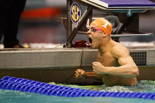 Jordan Crooks Flexing as SEC Champion