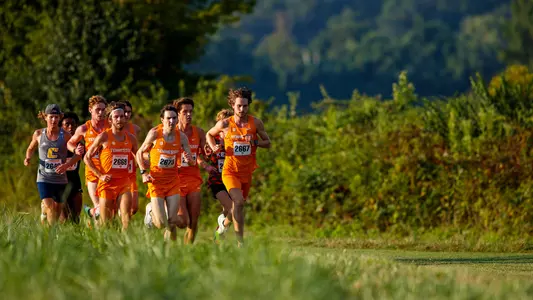 The Tennessee Volunteers during the Tennessee Cross Country Invitational at Cherokee Farm Cross Country Course in Knoxville, Tenn.