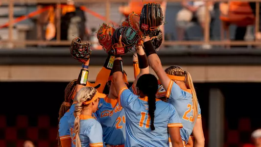 KNOXVILLE, TN - May 21, 2023 - The Tennessee Lady Volunteers during the 2023 NCAA Softball tournament regional game between the Indiana Hoosiers and the Tennessee Lady Volunteers at Sherri Parker Lee Stadium in Knoxville, TN. Photo By Andrew Ferguson/Tennessee Athletics