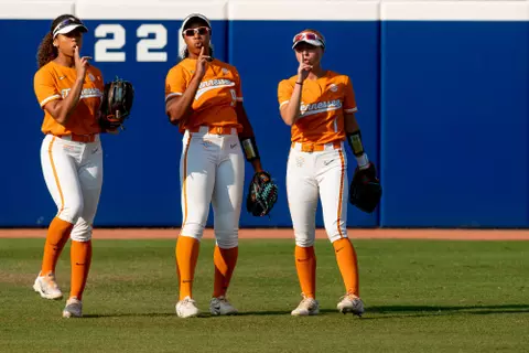 OKLAHOMA CITY, OK - June 05, 2023 - Catcher/Outfielder Rylie West #5, Outfielder Kiki Milloy #9, and Outfielder Katie Taylor #1 of the Tennessee Lady Volunteers before the 2023 NCAA Women?s College World Series game between the Florida State Seminoles and the Tennessee Lady Volunteers at the USA Softball Hall of Fame Stadium in Oklahoma City, OK. Photo By Andrew Ferguson/Tennessee Athletics