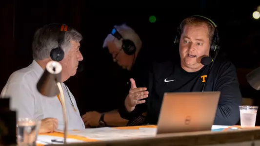 KNOXVILLE ,TN - SEPTEMBER 21, 2022 - Head Coach Josh Heupel of the Tennessee Volunteers during Vol Calls radio show at Calhoun?s in Knoxville, TN. Photo By Cayce Smith/Tennessee Athletics