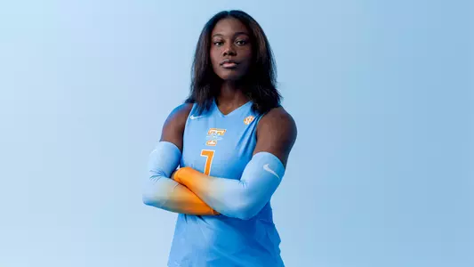 KNOXVILLE, TN - July 26, 2023 - Outside hitter Morgahn Fingall #7 of the Tennessee Lady Volunteers portrait taken during 2023 Volleyball Photo Day in Knoxville, TN. Photo By Andrew Ferguson/Tennessee Athletics