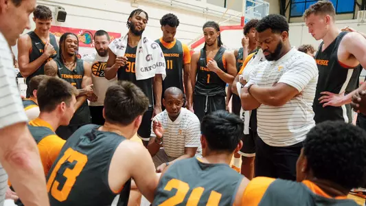 Associate head coach Justin Gainey addresses the Vols during a timeout on Aug. 5, 2023, in Florence, Italy.