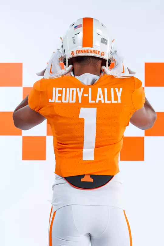 KNOXVILLE, TN - July 18, 2023 - Defensive back Gabe Jeudy-Lally #1 of the Tennessee Volunteers during 2023 Football Photo Day in Knoxville, TN. Photo By Kate Luffman/Tennessee Athletics