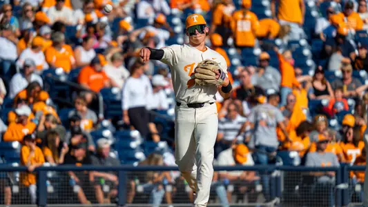 NASHVILLE, TN - November 05, 2023 - Billy Amick of the Tennessee Volunteers during the game between the Samford Bulldogs and the Tennessee Volunteers at First Horizon Park in Nashville, TN. Photo By Kate Luffman/Tennessee Athletics