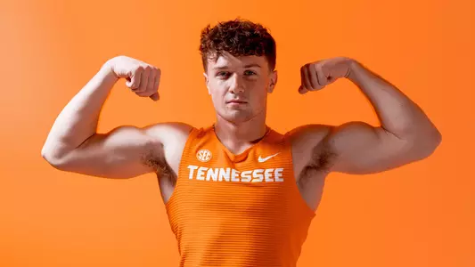 KNOXVILLE, TN - January 08, 2024 - Seth Apple of the Tennessee Volunteers portrait taken during Photo Day in Knoxville, TN. Photo By Andrew Ferguson/Tennessee Athletics